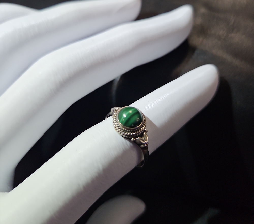 Malachite Stone Silver 925 Ring - image 1